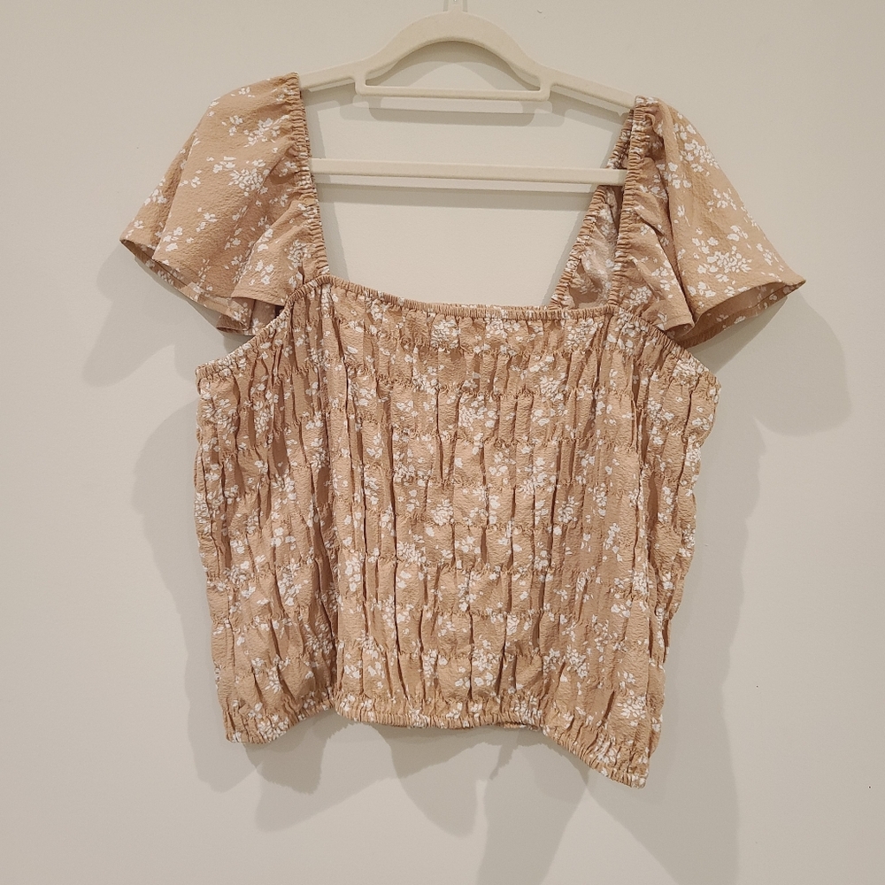Lane Bryant Tan Floral Smocked Bodice Flutter Sleeve Cropped Blouse